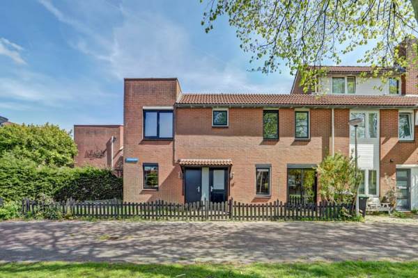 Woning Perengaard 18 Spijkenisse