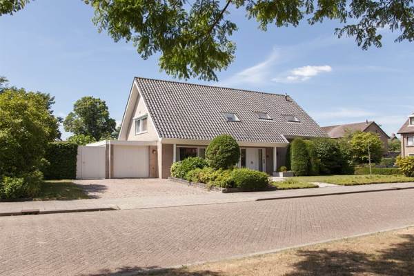 Woning Muiderkring 2 Etten-Leur