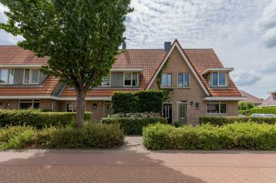 Woning Riederare 3 Barendrecht