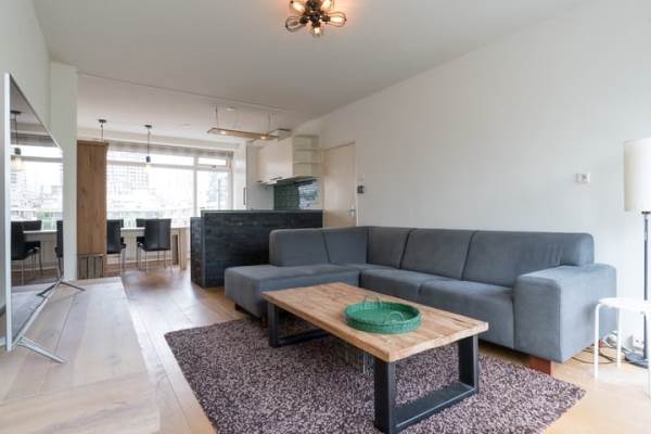 Woning Asingaborg 143 Amsterdam