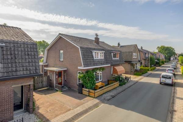 Woning Julianastraat 16 Lekkerkerk