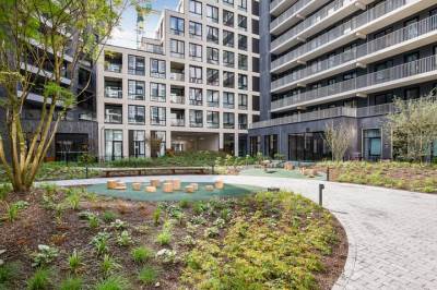 Woning Mies van der Rohestraat 301 Hoofddorp