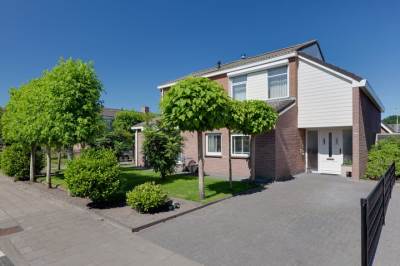 Woning Prof. Dr. Obbinkstraat 14 Hoogersmilde (Gem. Midden-Drenthe)