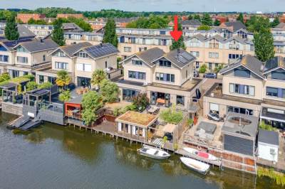 Woning Topaaslaan 25 Rhoon