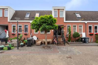 Woning Steenen Dijck 100 Maassluis