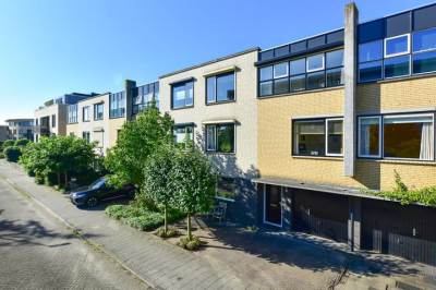 Woning Madridsingel 32 Alphen aan den Rijn