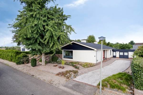 Woning Graaf de Hompeschstraat 1 Ohé en Laak