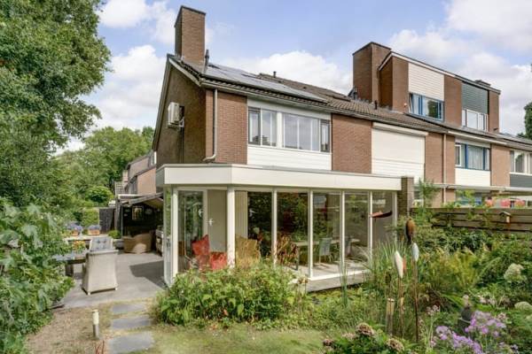 Woning Pijnboomhof 9 Dieren