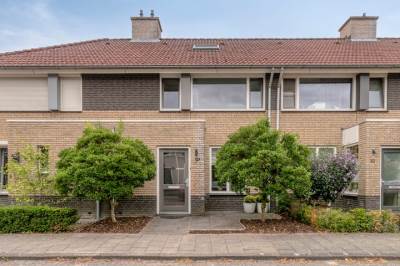 Woning Knikeind 34 Best