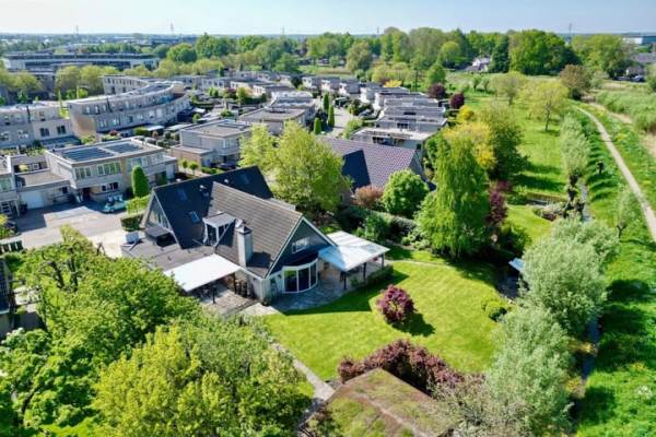 Woning Kloosring 22 Oud-Beijerland