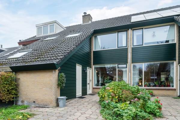 Woning Van de Woestijneheem 25 Hillegom