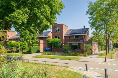Woning Abrikozenhof 1 Almere