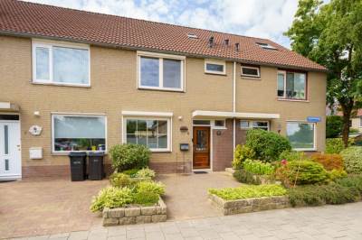 Woning Parelmosstraat 4 Almere