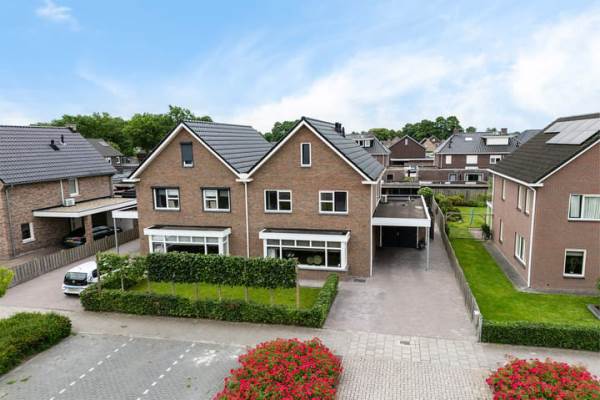 Woning Leeuw 24 Klazienaveen