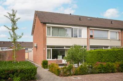 Woning Herrebeugel 38 Wijk en Aalburg
