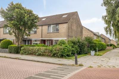 Woning Langeweide 284 Zuid-Scharwoude