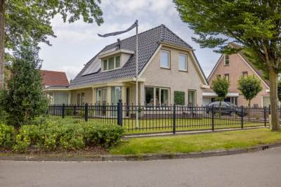 Woning It Oerset 1 Augustinusga
