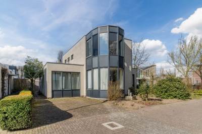 Woning Karveel 12 Oosterhout (NB)