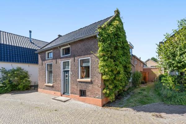 Woning Kloosterstraat 8 Wamel