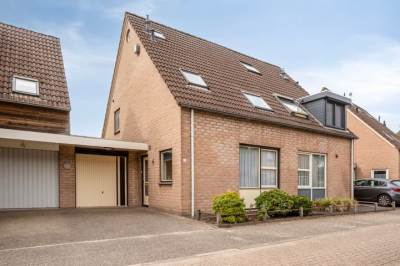 Woning Abt van de Venstraat 33 Heeswijk-Dinther