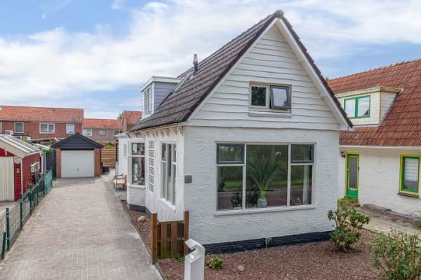 Woning Esdoornstraat 68 Stadskanaal