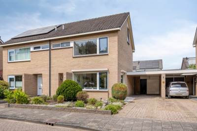 Woning Lijsterbesstraat 11 Raalte