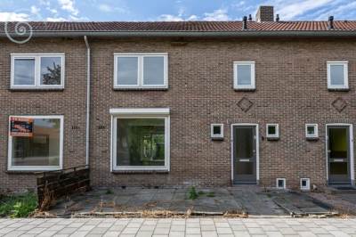 Woning Kerkstraat 8 Stad aan 't Haringvliet