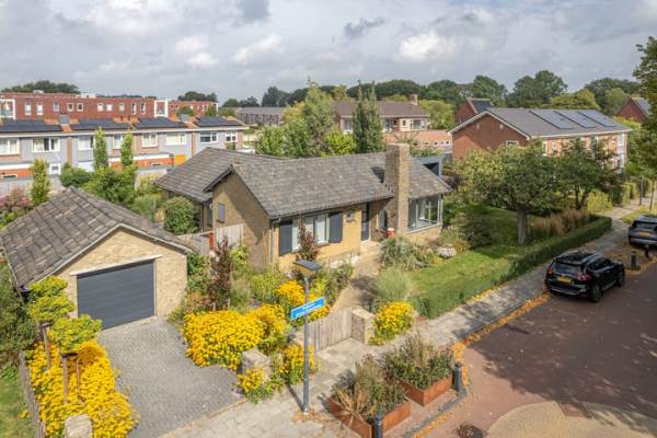 Woning Professor Ulricus Huberstraat 15 Franeker
