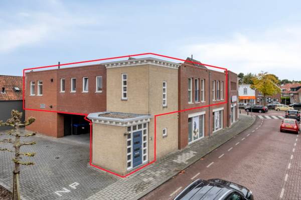 Woning Julianastraat 12 Oud-Beijerland