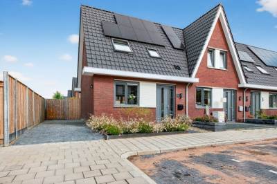Woning Kruizemunt 1 Vroomshoop