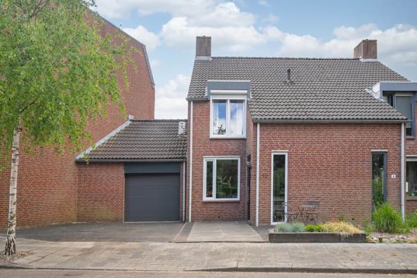 Woning Singel 10 Hoensbroek
