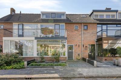 Woning Landmanshof 34 Hendrik-Ido-Ambacht