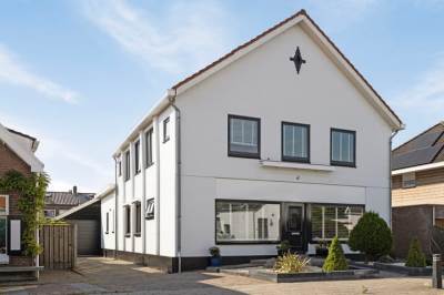 Woning Reeweg 28 Hendrik-Ido-Ambacht