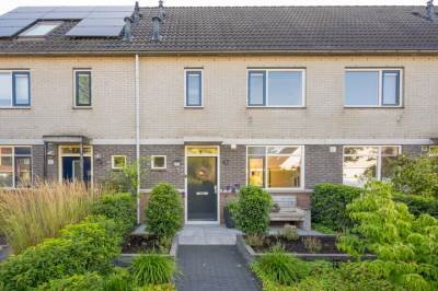 Woning Willem van Harselaarlaan 42 Nijkerk