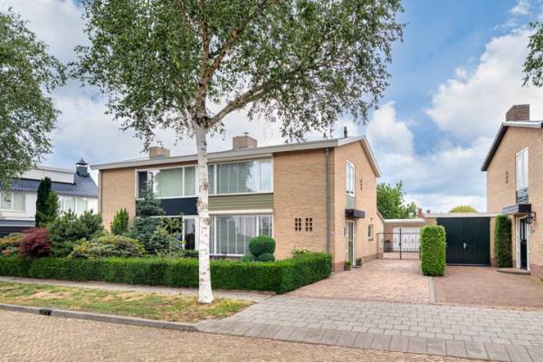 Woning Pater van den Elsenstraat 11 Schijndel