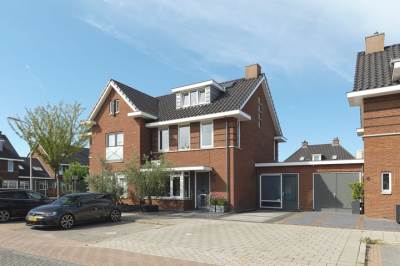 Woning Van Huessenleede 4 Barendrecht