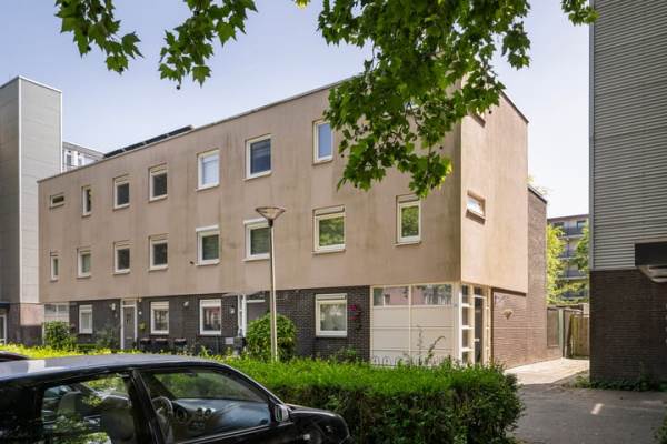 Woning Samuel Esmeijerstraat 241 Vlaardingen