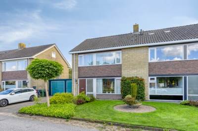 Woning Badlaan 30 Surhuisterveen