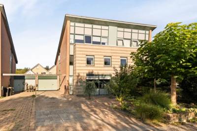 Woning Land van Saaftinge 15 Emmeloord