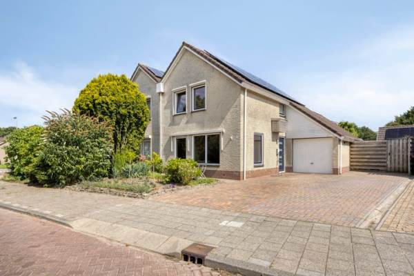 Woning Schoolstraat 39 Luttelgeest
