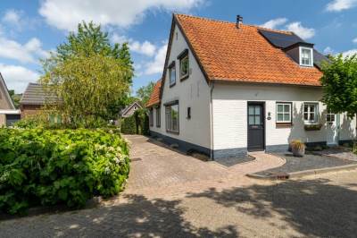 Woning Mr S. Naaijenstraat 3 Andel