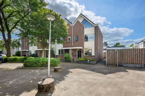Woning Madeliefveld 12 Nieuwerkerk aan den IJssel