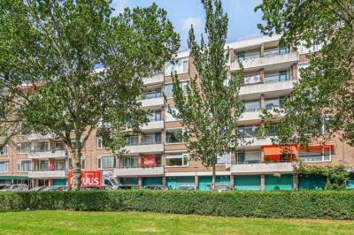 Woning Burgemeester Caan van Necklaan 500 Leidschendam