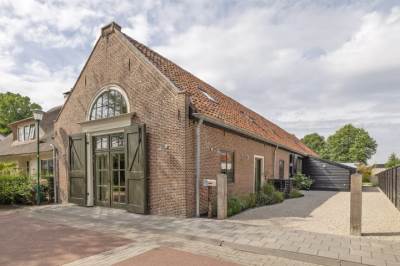 Woning 's-Gravelandsevaartweg 2 Loosdrecht