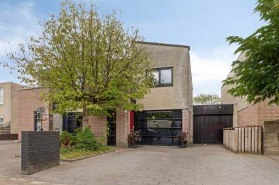 Woning Travertijndijk 12 Roosendaal