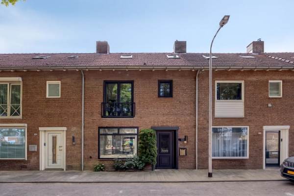 Woning Troubadourplein 18 Tilburg