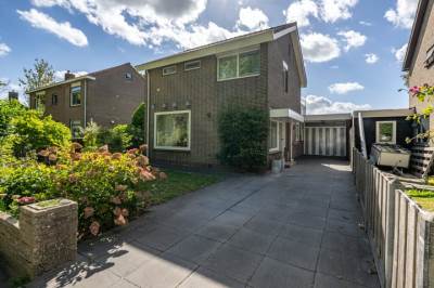 Woning Secretaris Rooijlaan 15 Dirksland