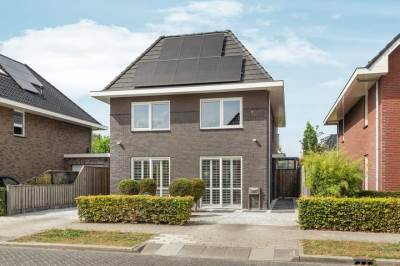 Woning Brikzeil 16 Almere