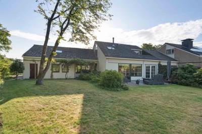 Woning de Hulst 58 Roden