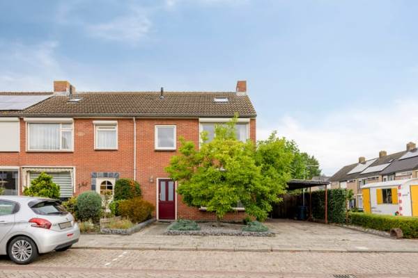 Woning Händelstraat 2 Halsteren